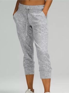 Lululemon Athletica Gray Textured Pants